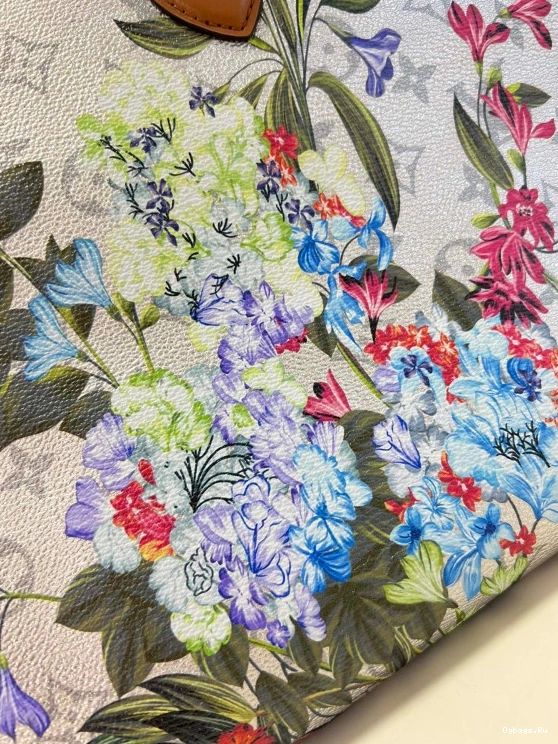 LOUIS ONTHEGO MM VUITTON 0318